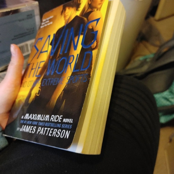 Maximum Ride Triligy by James Patterson - Picture 5 of 6